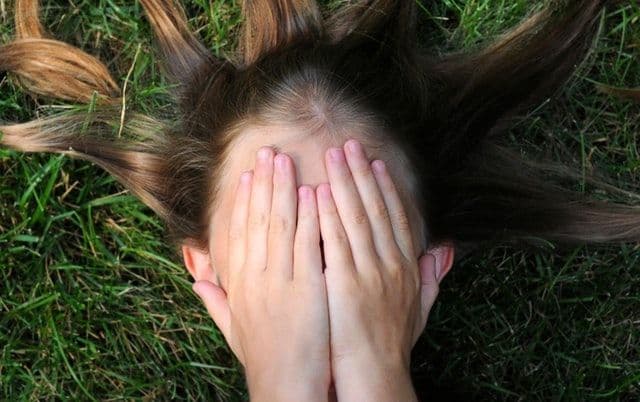 Mengenal FOMO Syndrome dan Cara Mengatasinya