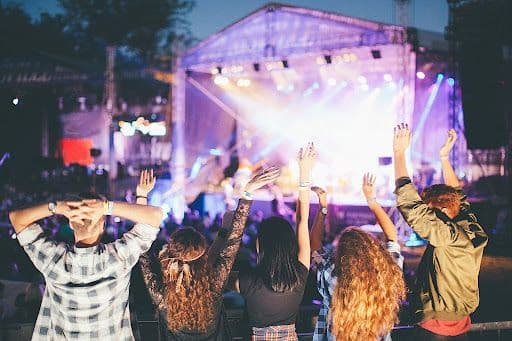 Tips Hemat Atur Budget Buat Nonton Konser