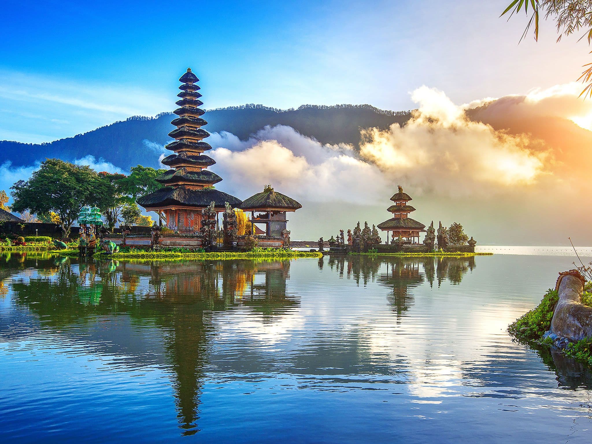 Mau Work From Bali? Ini Lho Perkiraan Biayanya!