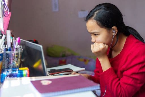 Cyberbullying: Pengertian, Penyebab, dan Cara Mengatasinya